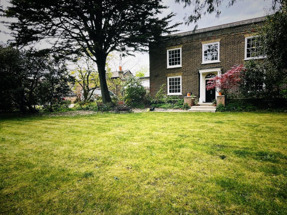 Manor House Of Cheshunt- Historic Villa Luaran gambar