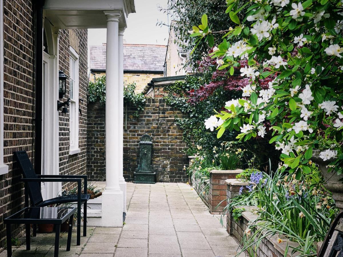 Manor House Of Cheshunt- Historic Villa Luaran gambar